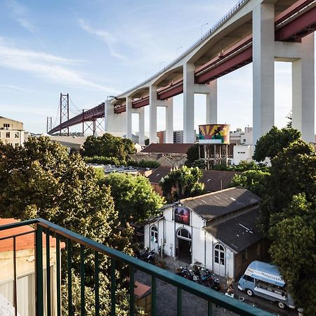 Romantic Gem With 2 Terraces In Alcantara Appartement Lissabon Buitenkant foto